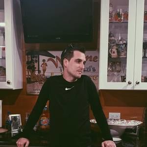 Meet your Posher, Fred